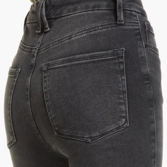 Good‎ American Always Fits Good Waist in Black164 - Picture 5 of 12